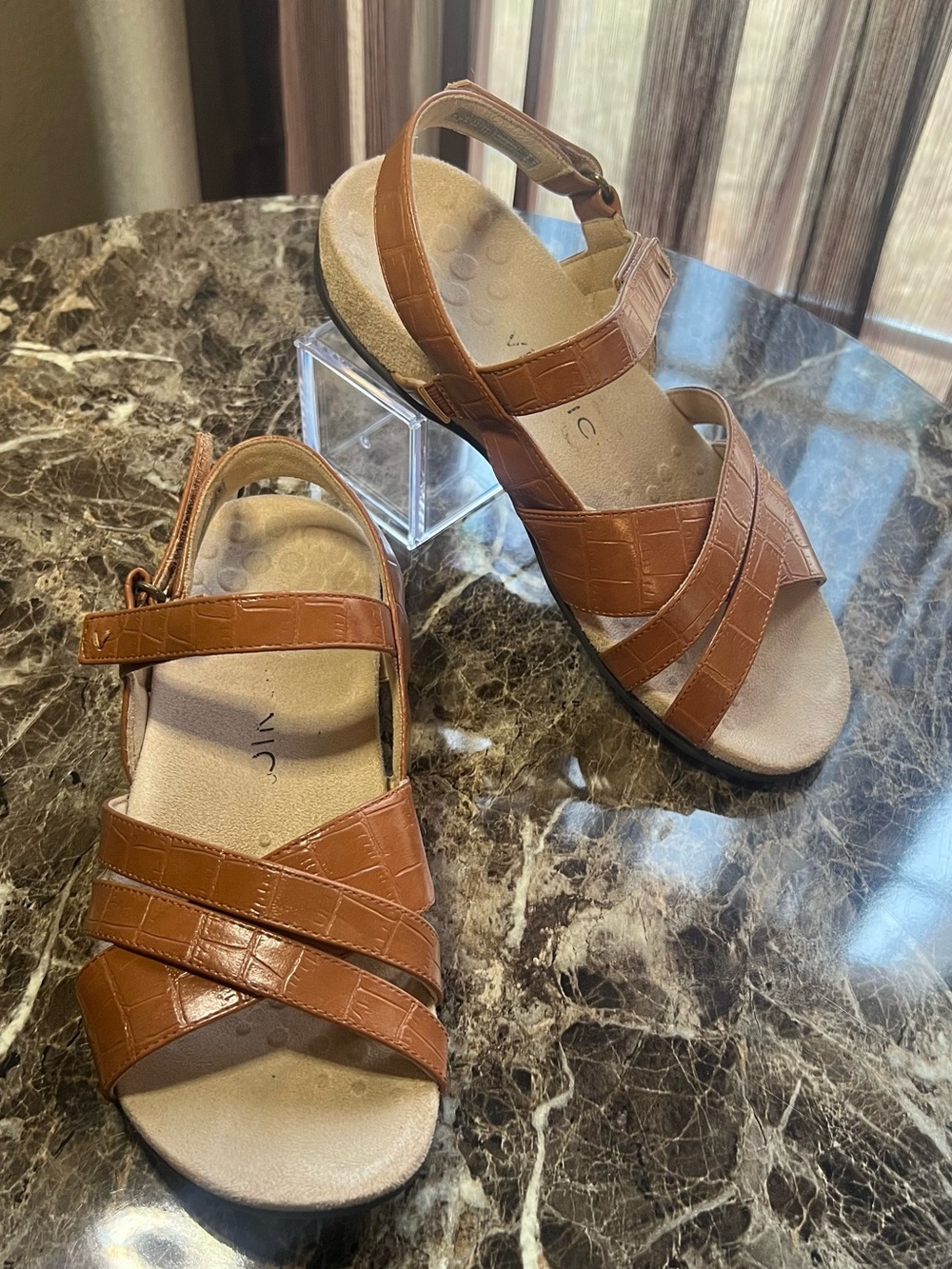 Vionic Brown Croc-Texture Strappy Sandals